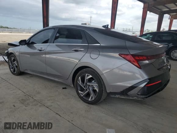 ✅ 2025 Hyundai Elantra SEL Convenience • VIN: KMHLS4DG4SU937785 • Lot: 91223505. Wystawiony na Copart z przebiegiem 4 446 mil. Bezpłatny archiwum sprzedaży aukcyjnych z USA i szczegółowy raport historii pojazdu na DreamBid. Zdjęcie 2.