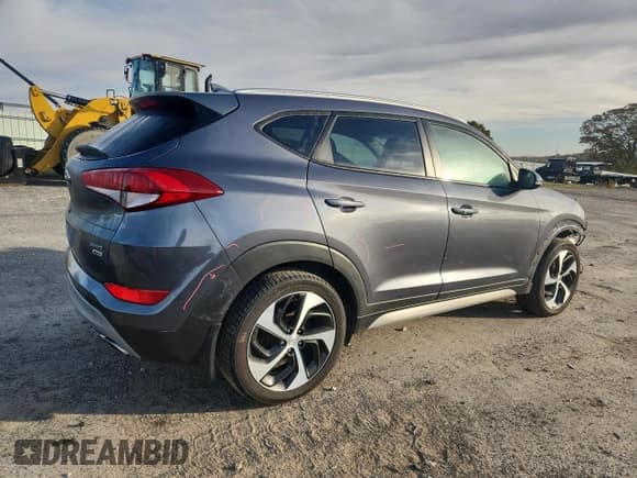 ✅ 2018 Hyundai Tucson Sport • VIN: KM8J3CAL5JU770206 • Lot: 82724275. Listed on Copart with 92,665 mi. Free auction sales archive from the USA and detailed vehicle history report at DreamBid. Image 3.