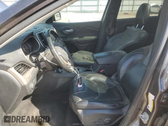 ✅ 2016 Jeep Cherokee Limited • VIN: 1C4PJMDB1GW133985 • Lot: 82148795. Wystawiony na Copart z przebiegiem 143 114 mil. Bezpłatny archiwum sprzedaży aukcyjnych z USA i szczegółowy raport historii pojazdu na DreamBid. Zdjęcie 7.