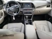 ✅ 2018 Hyundai Sonata Limited • VIN: 5NPE34AF0JH653097 • Lot: 39274743. Listed on Copart with 59,598 mi. Free auction sales archive from the USA and detailed vehicle history report at DreamBid. Image 8.