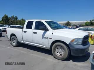 2014 Ram 1500 Express z VIN 1C6RR6FT9ES264869, wystawiony jako IAAI lot #42428840 z przebiegiem 142 246 mil mil oraz . Historia ofert i sprzedaży dostępna na DreamBid. Obrazek 1.