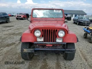 ✅ 1976 Jeep CJ • VIN: J6F83AH000431 • Lot: 70893695. Wystawiony na Copart z przebiegiem 76 377 mil. Bezpłatny archiwum sprzedaży aukcyjnych z USA i szczegółowy raport historii pojazdu na DreamBid. Zdjęcie 5.