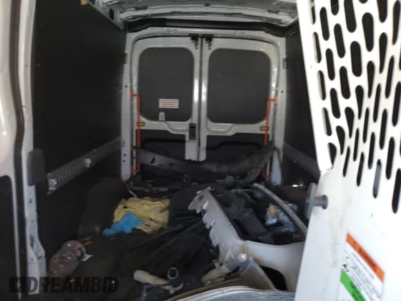 ✅ 2020 Ford Transit Cargo • VIN: 1FTYE1C87LKB32242 • Лот: 46459825. Опубликован ранее на Copart с пробегом Не указан. Бесплатный доступ к архиву аукционных продаж из США и подробный отчёт об истории автомобиля на DreamBid. Изображение 10.