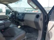 ✅ 2010 Ford F-250 XL • VIN: 1FTSX2B55AEB34547 • Lot: 42579306. Wystawiony na IAAI z przebiegiem 125 938 mil. Bezpłatny archiwum sprzedaży aukcyjnych z USA i szczegółowy raport historii pojazdu na DreamBid. Zdjęcie 5.