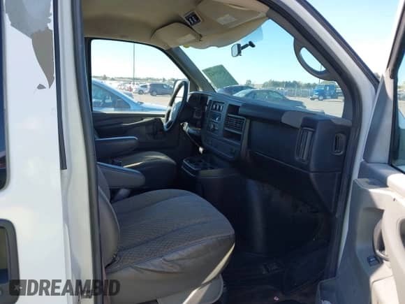 2011 Chevrolet Express Passenger LT с VIN 1GAZGYFG6B1178586, выставлен на аукционе IAAI как лот 43429542 с пробегом 33 487 миль миль и . История ставок и продаж доступна на DreamBid. Изображение 5.