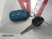 ✅ 2006 Toyota Highlander • VIN: JTEEW21A560010471 • Lot: 42914335. Listed on IAAI with 181,320 mi. Free auction sales archive from the USA and detailed vehicle history report at DreamBid. Image 11.