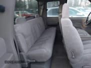 ✅ 1998 Chevrolet Silverado 1500 • VIN: 2GCEK19R1W1280841 • Lot: 43711981. Listed on IAAI with 257,693 mi. Free auction sales archive from the USA and detailed vehicle history report at DreamBid. Image 8.