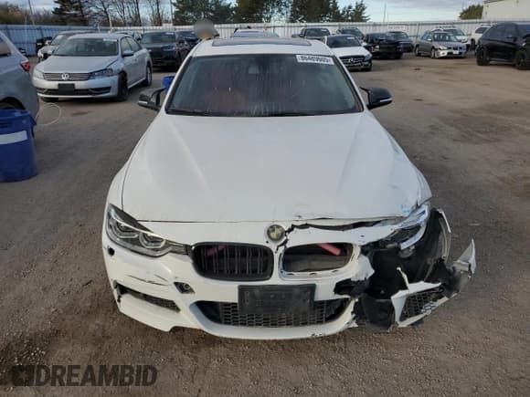 ✅ 2017 BMW 3 Series 320i xDrive • VIN: WBA8E5G37HNU43646 • Lot: 86489605. Wystawiony na Copart z przebiegiem 108 761 mil. Bezpłatny archiwum sprzedaży aukcyjnych z USA i szczegółowy raport historii pojazdu na DreamBid. Zdjęcie 5.