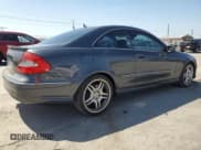✅ 2008 Mercedes-Benz CLK 550 • VIN: WDBTJ72H48F253982 • Lot: 49820905. Listed on Copart with 176,513 mi. Free auction sales archive from the USA and detailed vehicle history report at DreamBid. Image 3.