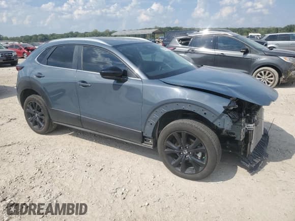 ✅ 2024 Mazda CX-30 S Preferred • VIN: 3MVDMBCM9RM621746 • Lot: 80477835. Wystawiony na Copart z przebiegiem 17 088 mil. Bezpłatny archiwum sprzedaży aukcyjnych z USA i szczegółowy raport historii pojazdu na DreamBid. Zdjęcie 4.