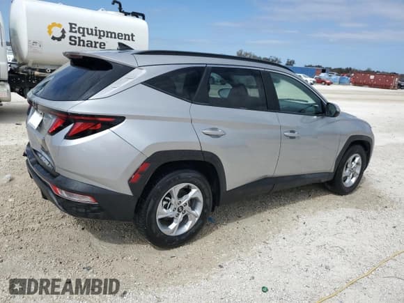 ✅ 2024 Hyundai Tucson SEL • VIN: 5NMJB3DEXRH358418 • Lot: 75436054. Wystawiony na Copart z przebiegiem 19 288 mil. Bezpłatny archiwum sprzedaży aukcyjnych z USA i szczegółowy raport historii pojazdu na DreamBid. Zdjęcie 3.