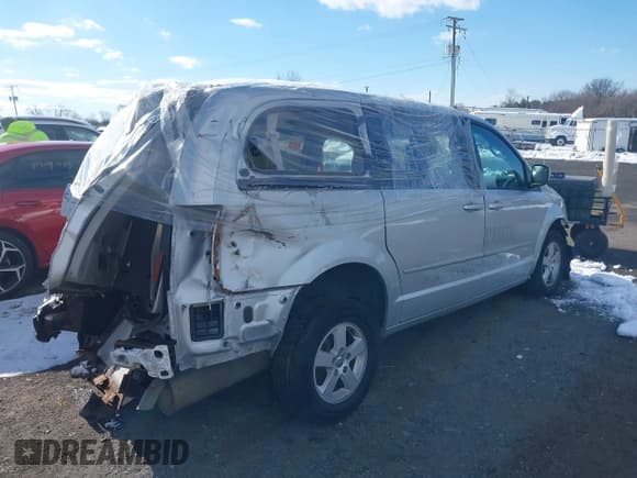 ✅ 2012 Dodge Grand Caravan SXT • VIN: 2C4RDGCGXCR364756 • Lot: 41265091. Wystawiony na IAAI z przebiegiem 271 731 mil. Bezpłatny archiwum sprzedaży aukcyjnych z USA i szczegółowy raport historii pojazdu na DreamBid. Zdjęcie 4.