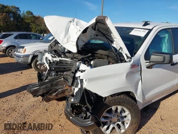 ✅ 2025 Chevrolet Silverado 1500 • VIN: 1GCUKAED7SZ276333 • Лот: 43591724. Опубликован ранее на IAAI с пробегом 8 475 миль. Бесплатный доступ к архиву аукционных продаж из США и подробный отчёт об истории автомобиля на DreamBid. Изображение 6.