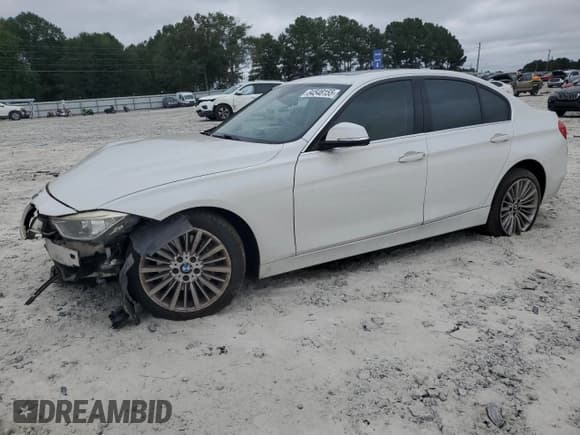 ✅ 2013 BMW 3 Series 335i • VIN: WBA3A9G54DNP36557 • Lot: 84548155. Wystawiony na Copart z przebiegiem 130 167 mil. Bezpłatny archiwum sprzedaży aukcyjnych z USA i szczegółowy raport historii pojazdu na DreamBid. Zdjęcie 1.