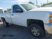 ✅ 2015 Chevrolet Silverado 2500HD Work Truck • VIN: 1GC0CUEG1FZ118681 • Lot: 41910006. Wystawiony na IAAI z przebiegiem 180 869 mil. Bezpłatny archiwum sprzedaży aukcyjnych z USA i szczegółowy raport historii pojazdu na DreamBid. Zdjęcie 19.