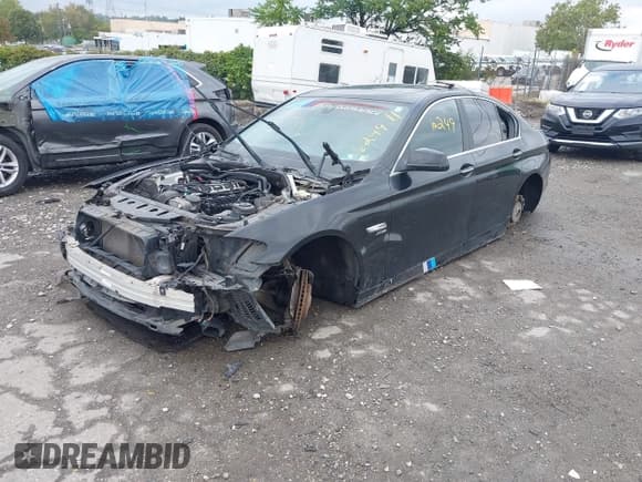 ✅ 2011 BMW 5 Series 535i xDrive • VIN: WBAFU7C52BC781391 • Лот: 43302899. Опубликован ранее на IAAI с пробегом Не указан. Бесплатный доступ к архиву аукционных продаж из США и подробный отчёт об истории автомобиля на DreamBid. Изображение 2.