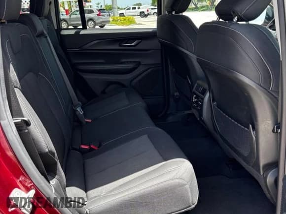 ✅ 2024 Jeep Grand Cherokee Laredo X • VIN: 1C4RJGAG3RC708070 • Lot: 66686465. Listed on Copart with 51,973 mi. Free auction sales archive from the USA and detailed vehicle history report at DreamBid. Image 6.