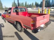 ✅ 1990 Toyota Pickup • VIN: JT4RN81R1L5056220 • Lot: 43242959. Listed on IAAI with 294,042 mi. Free auction sales archive from the USA and detailed vehicle history report at DreamBid. Image 3.