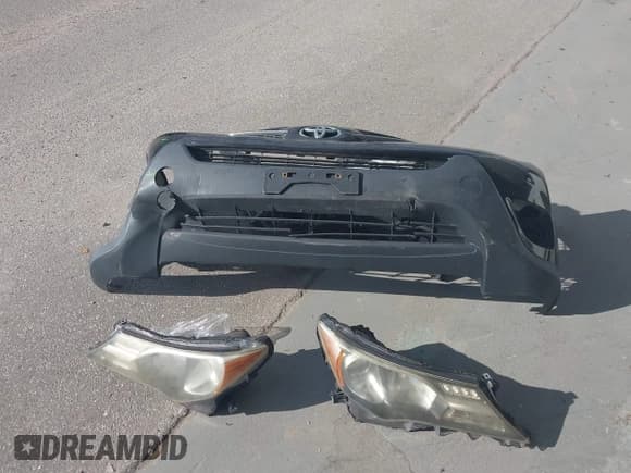 ✅ 2015 Toyota RAV4 LE • VIN: 2T3BFREV8FW288502 • Lot: 43628413. Listed on IAAI with 100,239 mi. Free auction sales archive from the USA and detailed vehicle history report at DreamBid. Image 12.