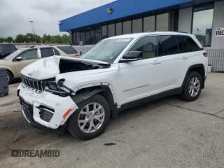 ✅ 2022 Jeep Grand Cherokee Limited • VIN: 1C4RJHBG6N8618462 • Lot: 69630715. Wystawiony na Copart z przebiegiem 26 397 mil. Bezpłatny archiwum sprzedaży aukcyjnych z USA i szczegółowy raport historii pojazdu na DreamBid. Zdjęcie 1.
