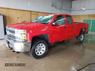 ✅ 2015 Chevrolet Silverado 2500HD Work Truck • VIN: 1GC2KUEGXFZ521845 • Lot: 55275075. Wystawiony na Copart z przebiegiem 180 059 mil. Bezpłatny archiwum sprzedaży aukcyjnych z USA i szczegółowy raport historii pojazdu na DreamBid. Zdjęcie 1.