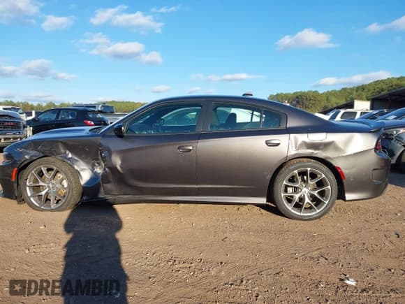 ✅ 2023 Dodge Charger GT • VIN: 2C3CDXHG7PH607129 • Lot: 43666513. Wystawiony na IAAI z przebiegiem 54 727 mil. Bezpłatny archiwum sprzedaży aukcyjnych z USA i szczegółowy raport historii pojazdu na DreamBid. Zdjęcie 14.