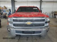 ✅ 2016 Chevrolet Silverado 2500HD LT • VIN: 1GC2KVEG1GZ158035 • Lot: 63641055. Wystawiony na Copart z przebiegiem 205 055 mil. Bezpłatny archiwum sprzedaży aukcyjnych z USA i szczegółowy raport historii pojazdu na DreamBid. Zdjęcie 5.