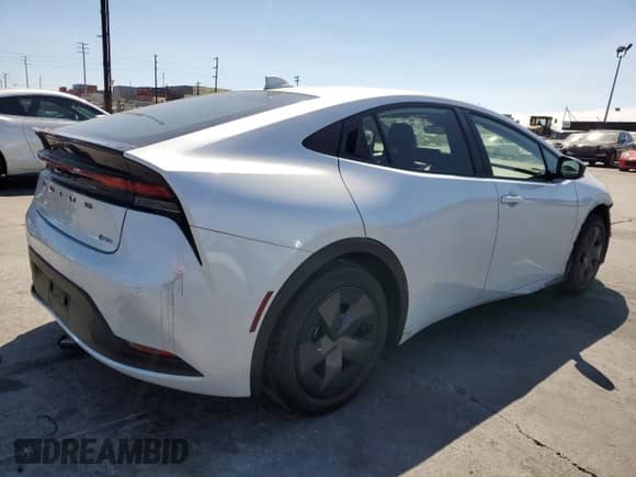 2024 Toyota Prius LE with VIN JTDACAAU6R3017044, listed as a Copart auction lot 71922495 with 35,691 mi miles and Salvage title. Bid and sale history available at DreamBid. Image 3.