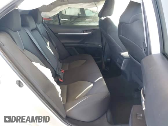 2023 Toyota Camry LE z VIN 4T1C11AK3PU187197, wystawiony jako IAAI lot #43443006 z przebiegiem 45 944 mil mil oraz . Historia ofert i sprzedaży dostępna na DreamBid. Obrazek 8.