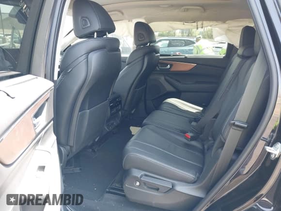 ✅ 2022 Acura MDX Technology • VIN: 5J8YD9H42NL002584 • Lot: 42052582. Listed on IAAI with 37,122 mi. Free auction sales archive from the USA and detailed vehicle history report at DreamBid. Image 8.