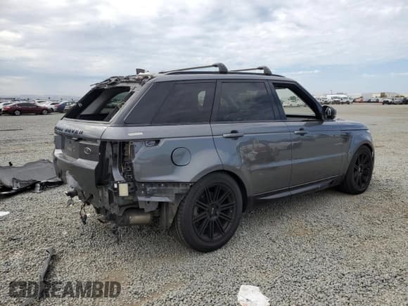 ✅ 2018 Land Rover Range Rover Sport HSE • VIN: SALWR2RK4JA198697 • Lot: 84071865. Listed on Copart with 117,946 mi. Free auction sales archive from the USA and detailed vehicle history report at DreamBid. Image 3.