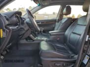 ✅ 2013 Kia Sorento SX • VIN: 5XYKW4A29DG345929 • Лот: 94591825. Опубликован ранее на Copart с пробегом 247 218 миль. Бесплатный доступ к архиву аукционных продаж из США и подробный отчёт об истории автомобиля на DreamBid. Изображение 7.