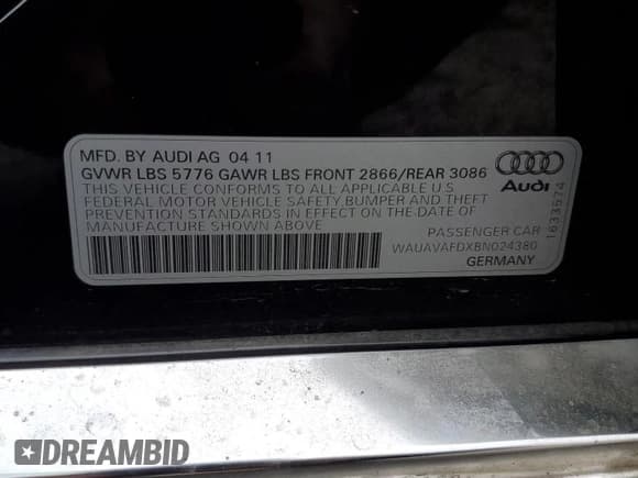 ✅ 2011 Audi A8 • VIN: WAUAVAFDXBN024380 • Lot: 82514735. Wystawiony na Copart z przebiegiem 134 968 mil. Bezpłatny archiwum sprzedaży aukcyjnych z USA i szczegółowy raport historii pojazdu na DreamBid. Zdjęcie 12.