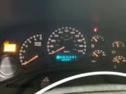 ✅ 2002 Chevrolet Suburban Z71 • VIN: 3GNFK16ZX2G272867 • Lot: 55130875. Listed on Copart with 199,084 mi. Free auction sales archive from the USA and detailed vehicle history report at DreamBid. Image 9.