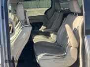 ✅ 2018 Chrysler Pacifica Hybrid Limited • VIN: 2C4RC1N75JR105604 • Lot: 92134015. Wystawiony na Copart z przebiegiem 282 788 mil. Bezpłatny archiwum sprzedaży aukcyjnych z USA i szczegółowy raport historii pojazdu na DreamBid. Zdjęcie 11.