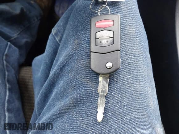 ✅ 2012 Mazda 3 i Touring • VIN: JM1BL1L85C1530812 • Lot: 41640423. Listed on IAAI with 135,744 mi. Free auction sales archive from the USA and detailed vehicle history report at DreamBid. Image 11.