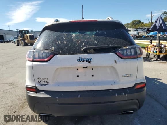 ✅ 2019 Jeep Cherokee Latitude • VIN: 1C4PJMCXXKD360013 • Lot: 86809815. Wystawiony na Copart z przebiegiem 111 518 mil. Bezpłatny archiwum sprzedaży aukcyjnych z USA i szczegółowy raport historii pojazdu na DreamBid. Zdjęcie 6.