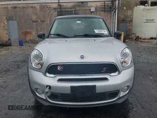 ✅ 2015 MINI Paceman S • VIN: WMWSS7C51FWS44861 • Lot: 71826714. Wystawiony na Copart z przebiegiem 117 785 mil. Bezpłatny archiwum sprzedaży aukcyjnych z USA i szczegółowy raport historii pojazdu na DreamBid. Zdjęcie 5.