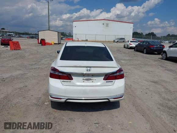 2017 Honda Accord EX-L z VIN JHMCR6F56HC011456, wystawiony jako IAAI lot #43142677 z przebiegiem 199 996 mil mil oraz . Historia ofert i sprzedaży dostępna na DreamBid. Obrazek 16.