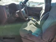 ✅ 2000 Chevrolet S-10 LS • VIN: 1GCCS1454YK219224 • Лот: 76479984. Опубликован ранее на Copart с пробегом 74 109 миль. Бесплатный доступ к архиву аукционных продаж из США и подробный отчёт об истории автомобиля на DreamBid. Изображение 7.