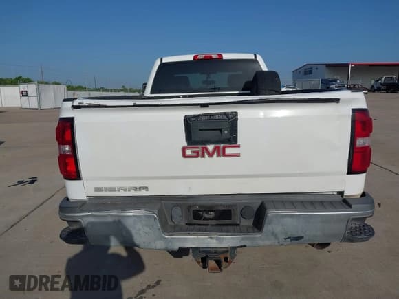 ✅ 2016 GMC Sierra 2500HD • VIN: 1GT12REG2GF226881 • Lot: 42854728. Wystawiony na IAAI z przebiegiem 364 491 mil. Bezpłatny archiwum sprzedaży aukcyjnych z USA i szczegółowy raport historii pojazdu na DreamBid. Zdjęcie 16.