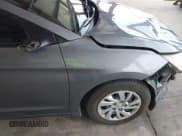 ✅ 2019 Hyundai Elantra SE • VIN: KMHD74LF7KU818921 • Lot: 42118137. Listed on IAAI with 200,757 mi. Free auction sales archive from the USA and detailed vehicle history report at DreamBid. Image 18.