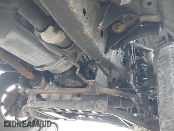 ✅ 2015 Ford F-150 XLT • VIN: 1FTEW1EF0FFA02246 • Lot: 41919119. Wystawiony na IAAI z przebiegiem 111 629 mil. Bezpłatny archiwum sprzedaży aukcyjnych z USA i szczegółowy raport historii pojazdu na DreamBid. Zdjęcie 17.