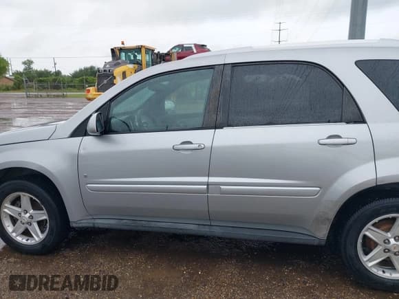 ✅ 2006 Chevrolet Equinox LT • VIN: 2CNDL63F166002802 • Лот: 42627080. Опубликован ранее на IAAI с пробегом 105 395 миль. Бесплатный доступ к архиву аукционных продаж из США и подробный отчёт об истории автомобиля на DreamBid. Изображение 15.