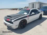 ✅ 2019 Dodge Challenger R/T Scat Pack Widebody • VIN: 2C3CDZFJ1KH546489 • Lot: 41857292. Wystawiony na IAAI z przebiegiem 61 055 mil. Bezpłatny archiwum sprzedaży aukcyjnych z USA i szczegółowy raport historii pojazdu na DreamBid. Zdjęcie 16.