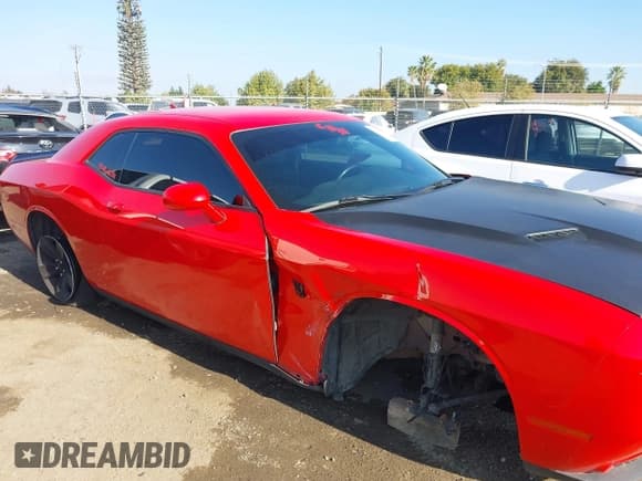✅ 2016 Dodge Challenger SXT • VIN: 2C3CDZAG8GH284103 • Lot: 43547011. Wystawiony na IAAI z przebiegiem 144 729 mil. Bezpłatny archiwum sprzedaży aukcyjnych z USA i szczegółowy raport historii pojazdu na DreamBid. Zdjęcie 14.