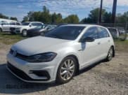 ✅ 2019 Volkswagen Golf R • VIN: WVWWA7AU5KW218694 • Lot: 80943305. Wystawiony na Copart z przebiegiem 88 209 mil. Bezpłatny archiwum sprzedaży aukcyjnych z USA i szczegółowy raport historii pojazdu na DreamBid. Zdjęcie 2.