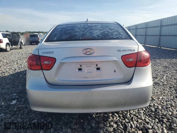 ✅ 2009 Hyundai Elantra SE • VIN: KMHDU46D79U699197 • Lot: 61804645. Wystawiony na Copart z przebiegiem 151 546 mil mil. Skorzystaj z bezpłatnego archiwum sprzedaży aukcyjnych z USA i zobacz szczegółowy raport historii pojazdu na DreamBid. Zdjęcie 6.