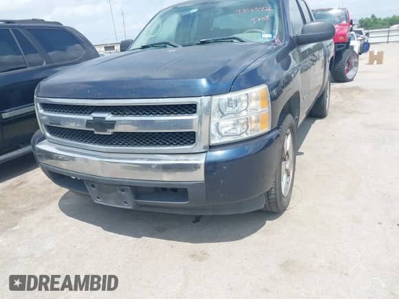 2008 Chevrolet Silverado 1500 Work Truck with VIN 1GCEC19X98Z293052, listed as a IAAI auction lot 42165426 with 287,865 mi miles and . Bid and sale history available at DreamBid. Image 6.