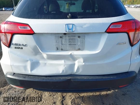 ✅ 2017 Honda HR-V EX-L • VIN: 3CZRU6H79HM711182 • Lot: 43238938. Wystawiony na IAAI z przebiegiem 71 825 mil. Bezpłatny archiwum sprzedaży aukcyjnych z USA i szczegółowy raport historii pojazdu na DreamBid. Zdjęcie 6.